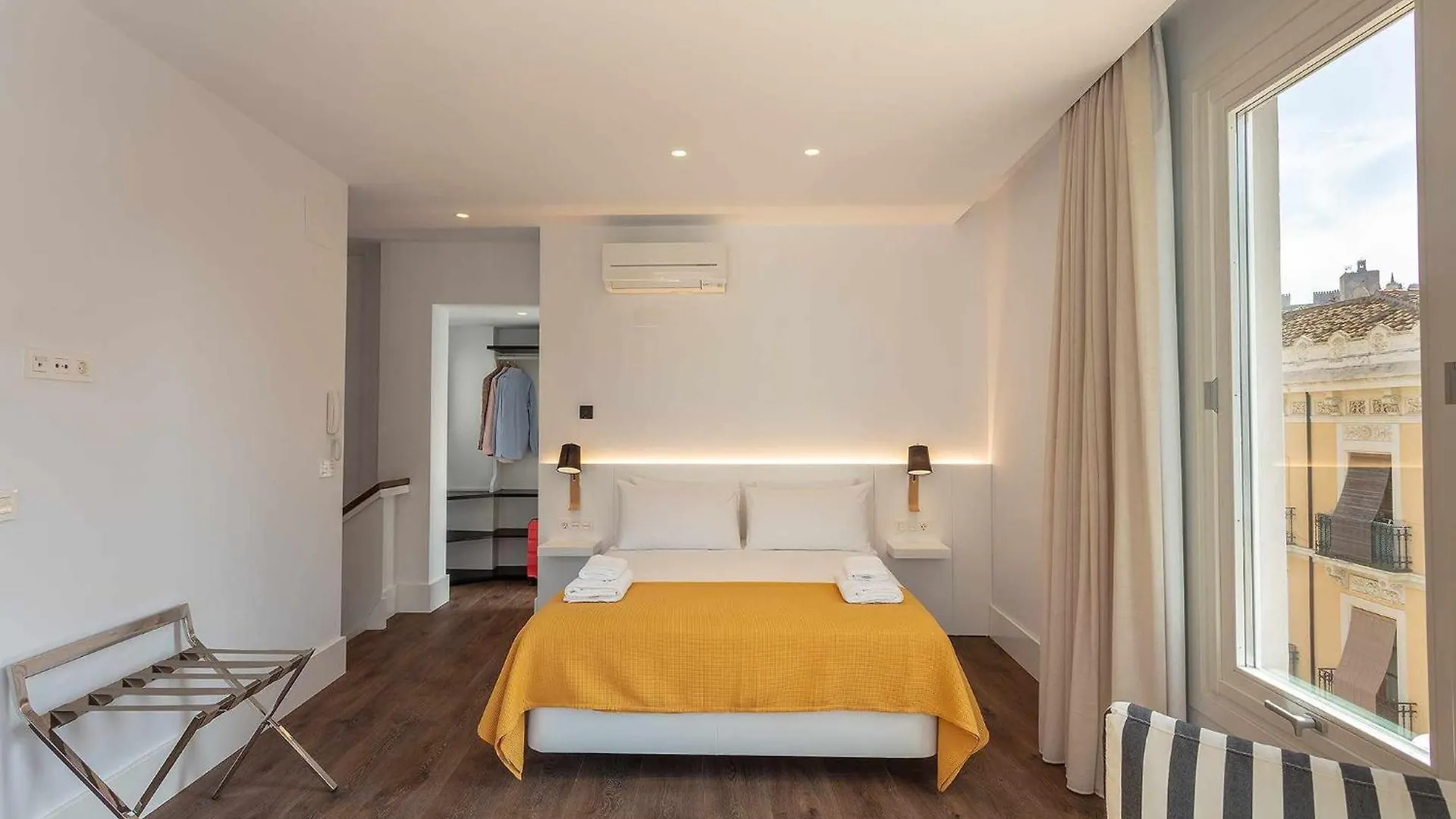 Casa Miravalle Catedral Granada Aparthotel