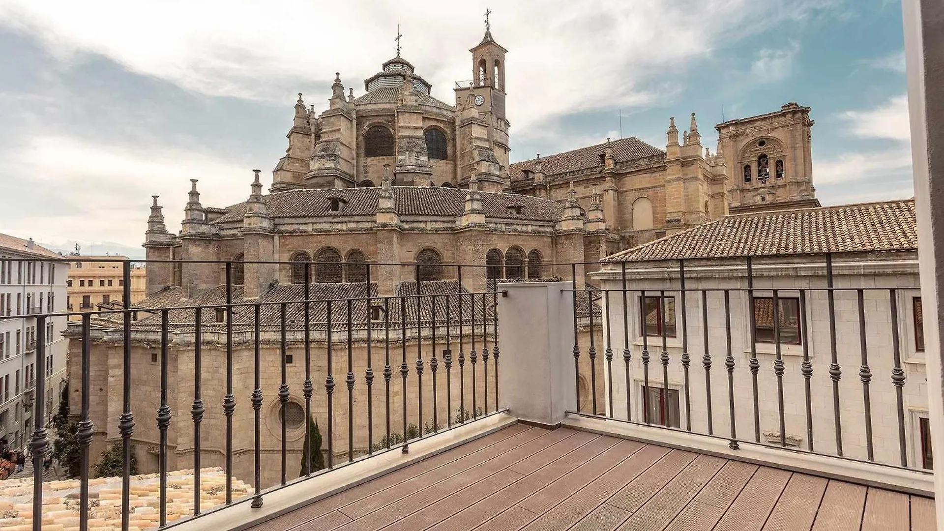 Casa Miravalle Catedral Granada Aparthotel